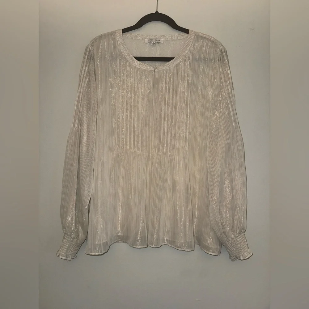 ROSE + OLIVE women’s beautiful blouse Sz XL ✨ - Picture 2 of 10